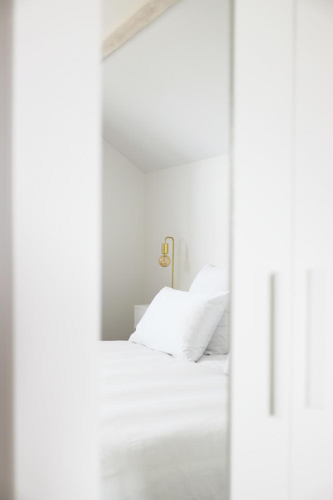 L'Equinoxe - Parking Prive - Zapart'Hotels Malesherbes Экстерьер фото